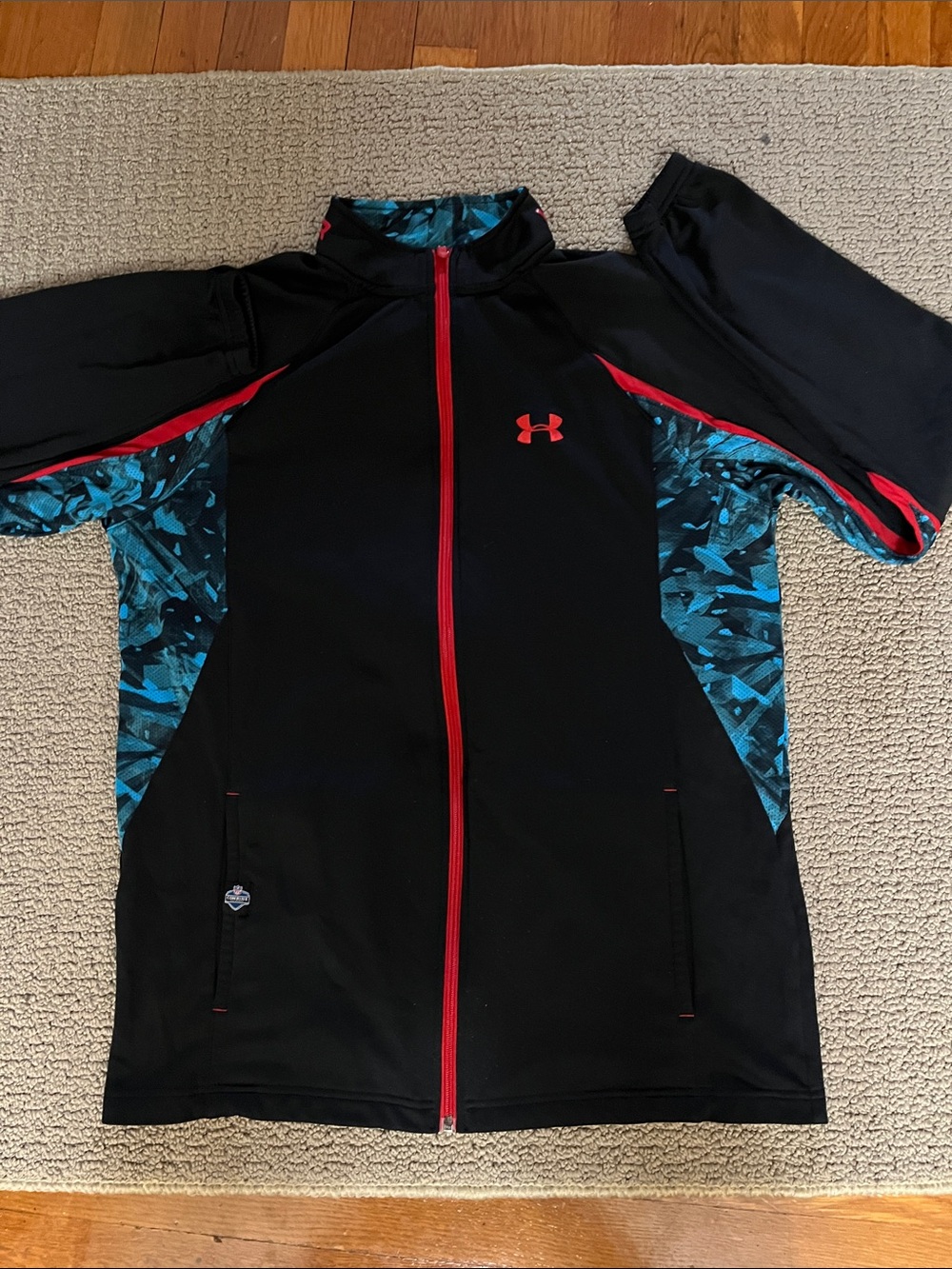 UA XL MENS 2 piece Track SUIT-Pants are Loose Fit NWT. Jacket worn once